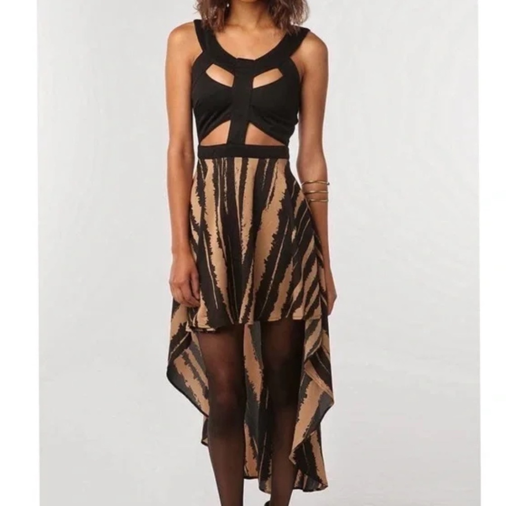 Cut-Out Hi-Lo Skirt Dress - Reverse for Urban Outfitters - Medium
